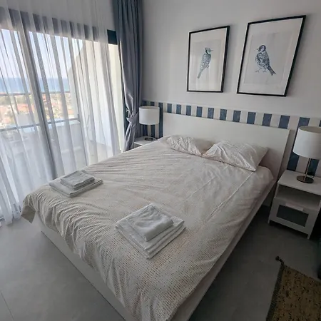 شقة Caesar Blue Sea View *