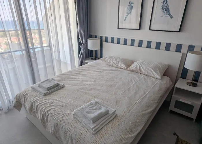 Διαμέρισμα Caesar Blue Sea View *