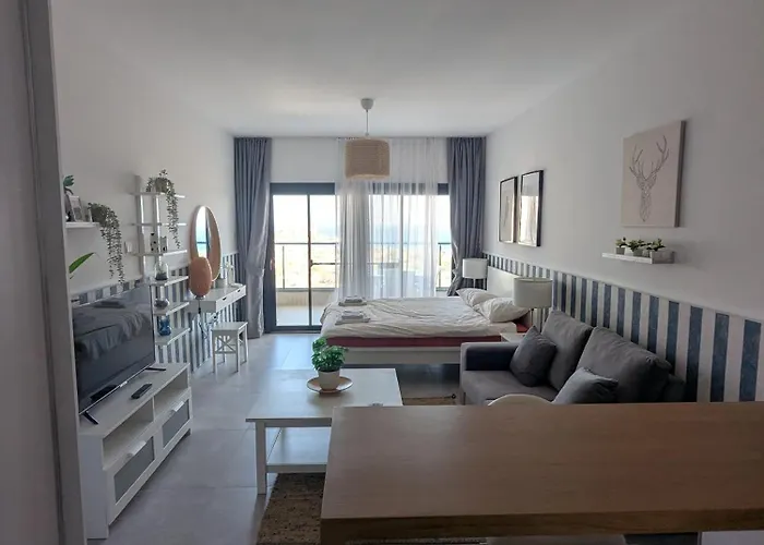 Διαμέρισμα Caesar Blue Sea View