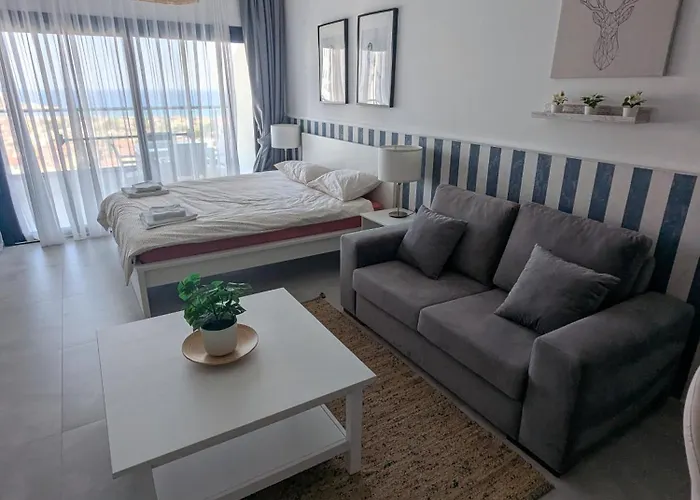 Caesar Blue Sea View