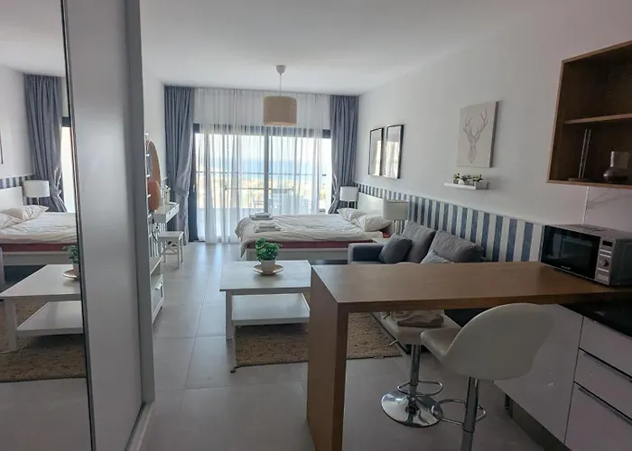 Caesar Blue Sea View *